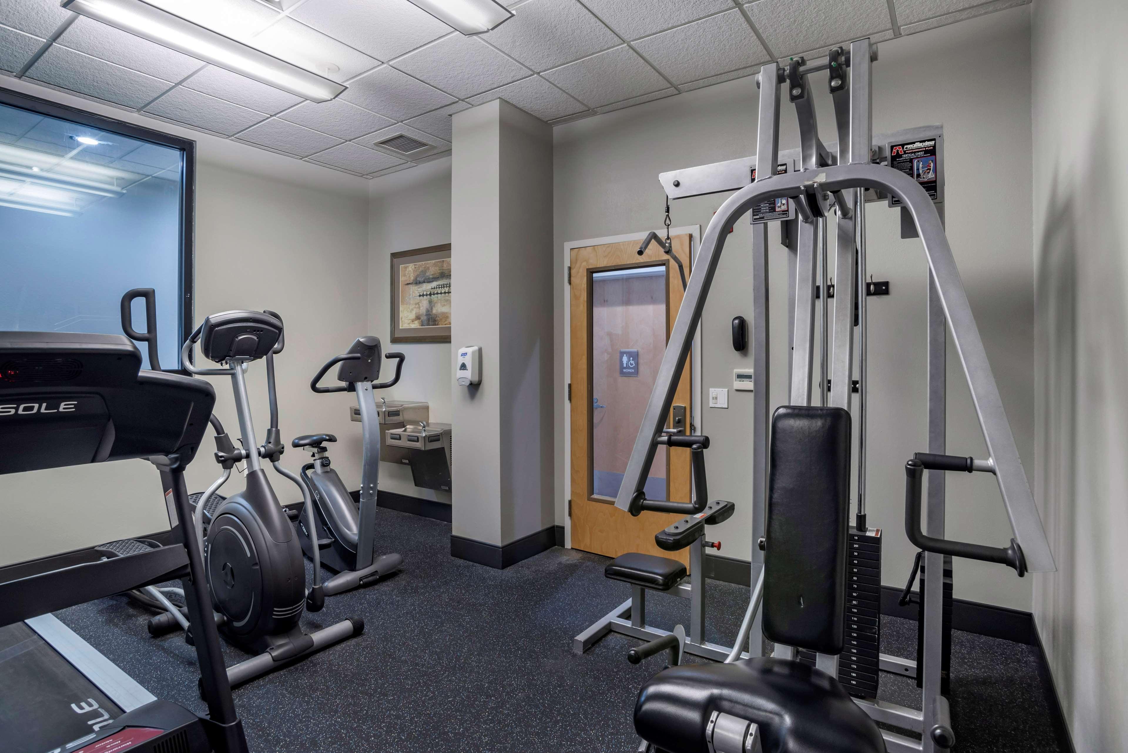 Best Western Plus Philadelphia Airport South - At Widener University Честер Экстерьер фото
